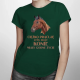 Ciężko pracuję, żeby moje konie miały godne życie - damska koszulka na prezent