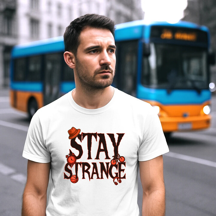 Stay strange - dla fanów serialu Stranger Things - męska koszulka na prezent