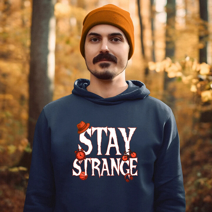 Stay strange - dla fanów serialu Stranger Things - męska bluza na prezent