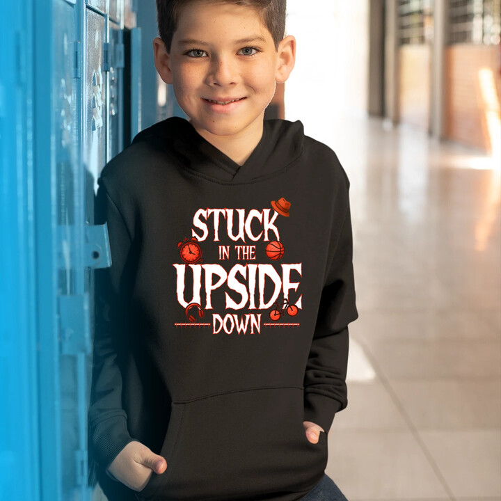 Stuck in the upside down - dla fanów serialu Stranger Things - dziecięca bluza na prezent