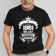 1961 Narodziny legendy 65 lat - męska koszulka na prezent