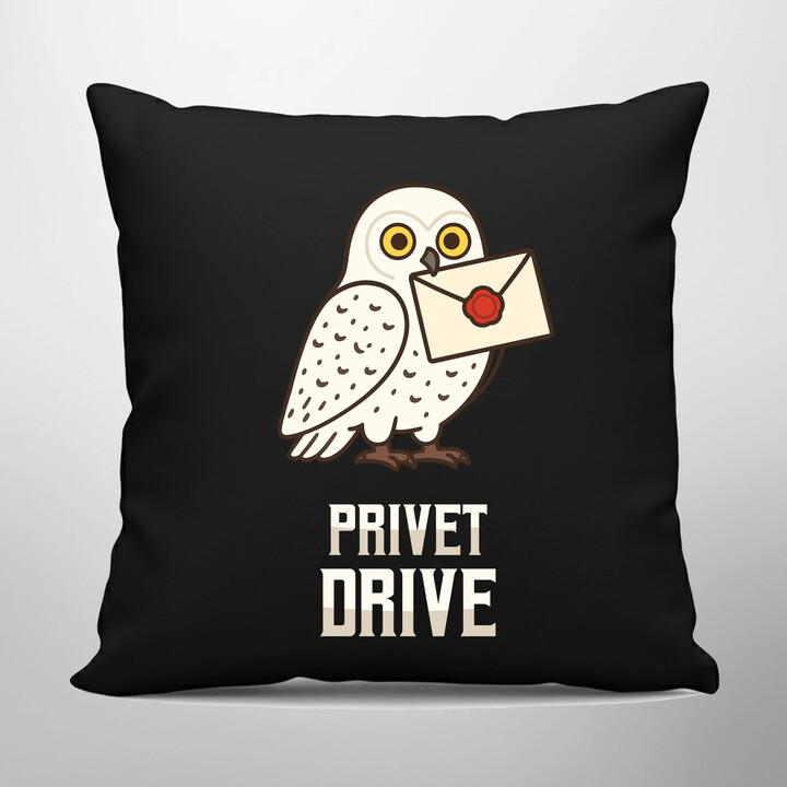 Privet Drive - Hedwiga - czarna poduszka na prezent dla fanów serii Harry Potter