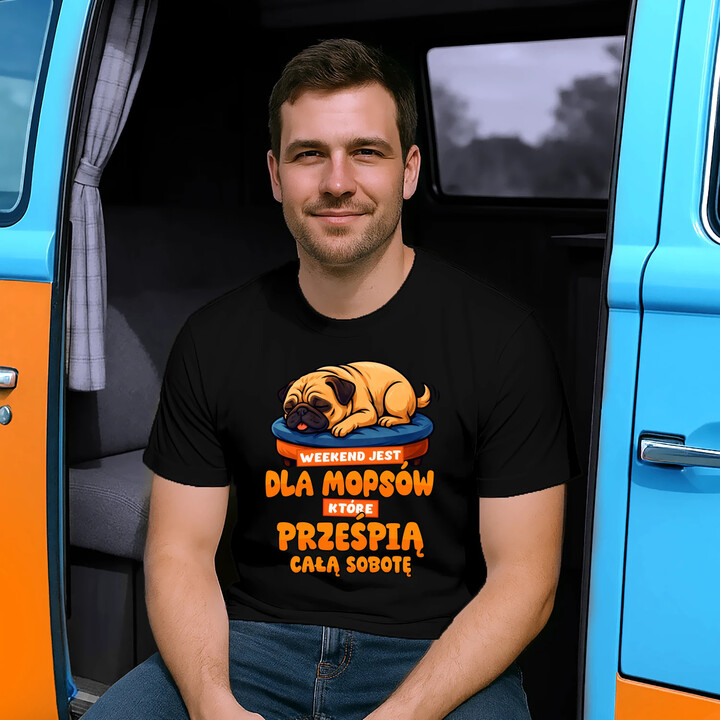 Weekend jest dla mopsów, które prześpią całą sobotę - męska koszulka na prezent