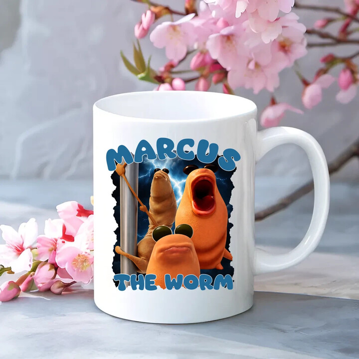 Marcus the worm - kubek na prezent
