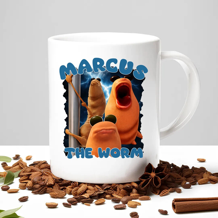 Marcus the worm - kubek na prezent
