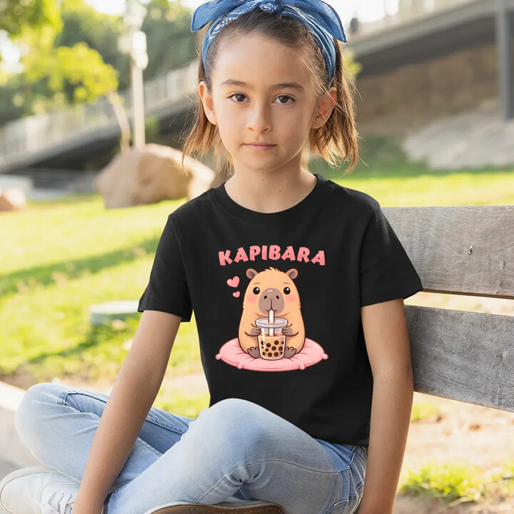 Kapibara - bubble tea - dziecięca koszulka na prezent