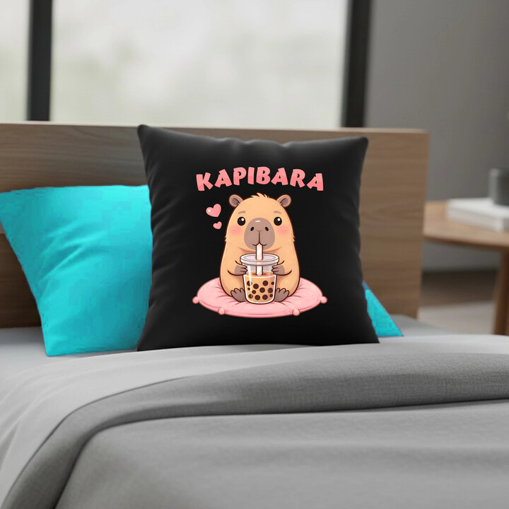 Kapibara - bubble tea - czarna poduszka na prezent