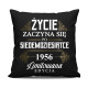 Życie zaczyna się po siedemdziesiątce 1956 Limitowana edycja - czarna poduszka na prezent