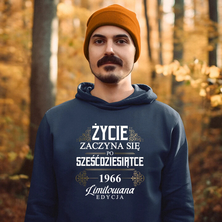 Życie zaczyna się po sześćdziesiątce 1966 Limitowana edycja - męska bluza na prezent