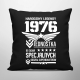 Narodziny legendy 1976 - Oddział Superbohaterów - czarna poduszka na prezent