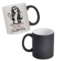 Nie muszę być miła... wystarczy, że jestem zajeb*sta - magiczny kubek z brokatem na prezent