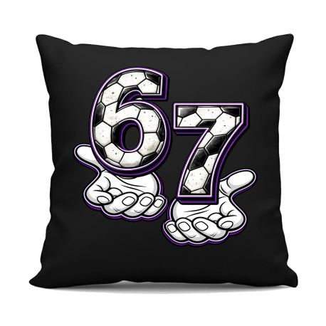 67 Football - czarna poduszka na prezent