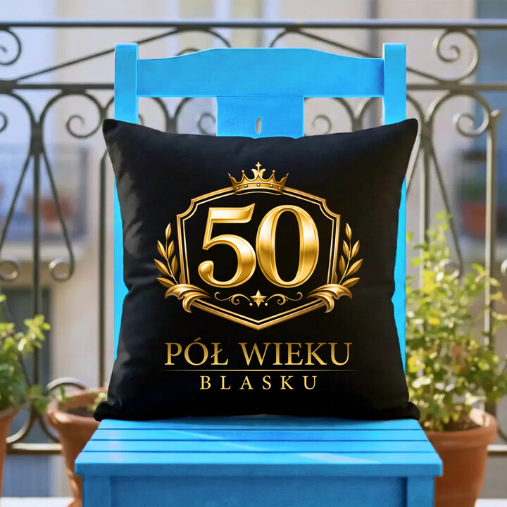50 - pół wieku blasku - czarna poduszka na prezent