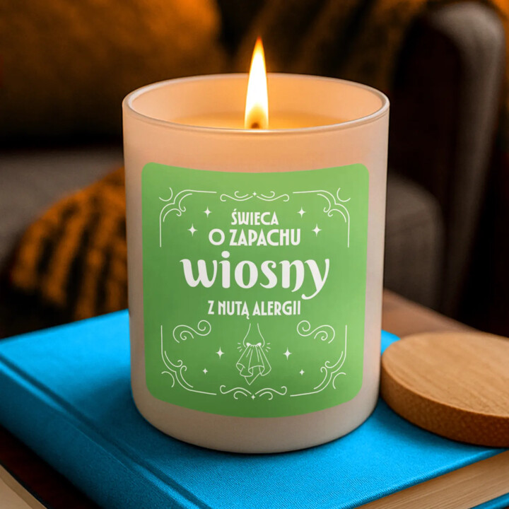 Świeca o zapachu wiosny z nutą alergii - świeczka zapachowa na prezent