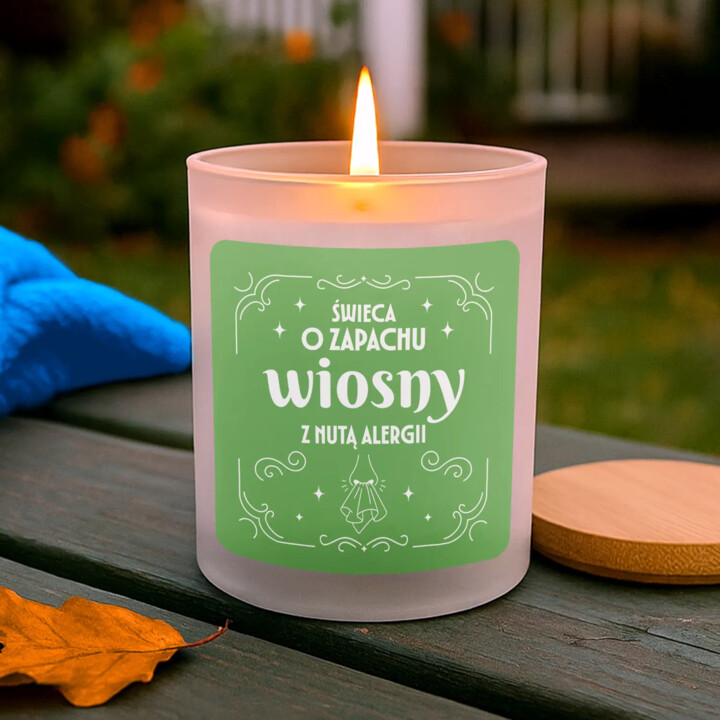 Świeca o zapachu wiosny z nutą alergii - świeczka zapachowa na prezent