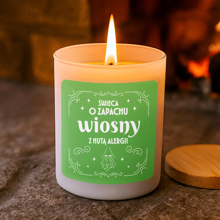 Świeca o zapachu wiosny z nutą alergii - świeczka zapachowa na prezent