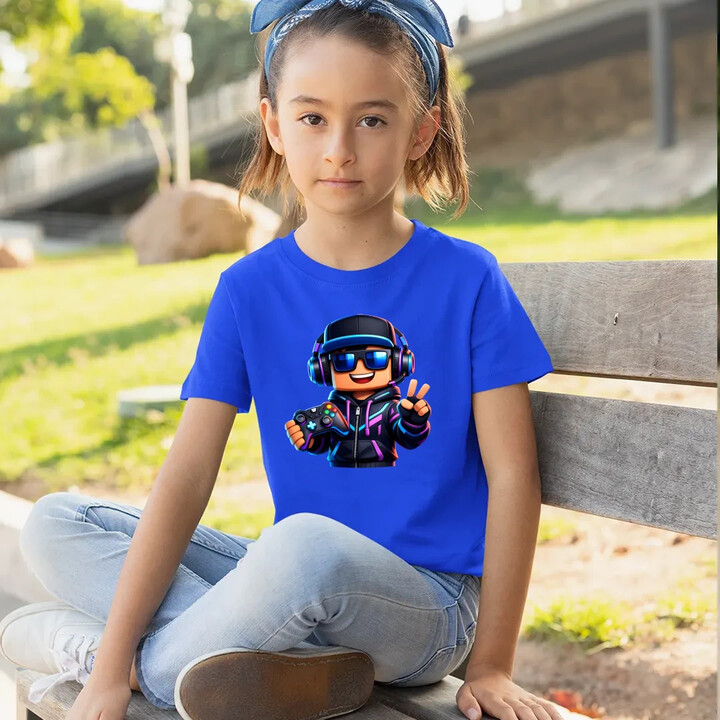 Gamer z padem - dziecięca koszulka na prezent