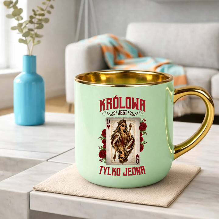 Królowa jest tylko jedna - kubek elegancki na prezent