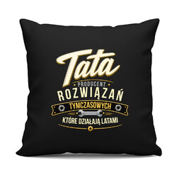 Tata - producent rozwiązań tymczasowych, które działają latami - czarna poduszka na prezent