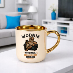 Wodnik myślę inaczej bo nudzi mnie normalność - kubek elegancki na prezent