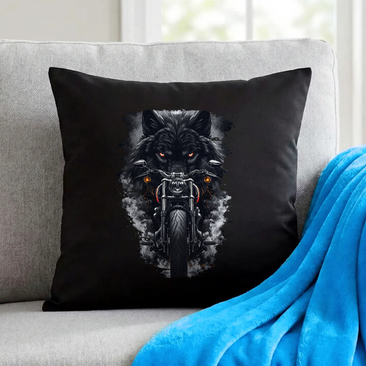 Motocykl z wilkiem - czarna poduszka na prezent