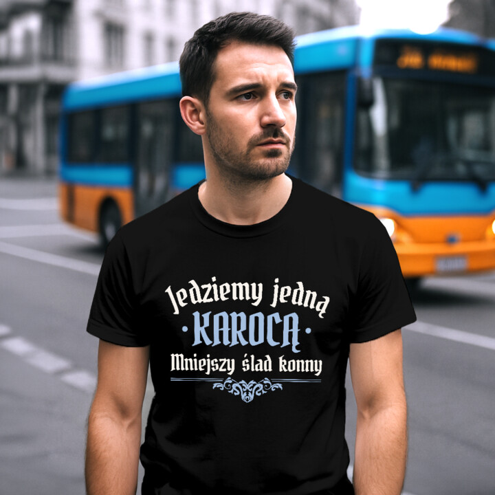 Jedziemy jedną karocą, mniejszy ślad konny - męska koszulka na prezent dla fanów serialu 1670