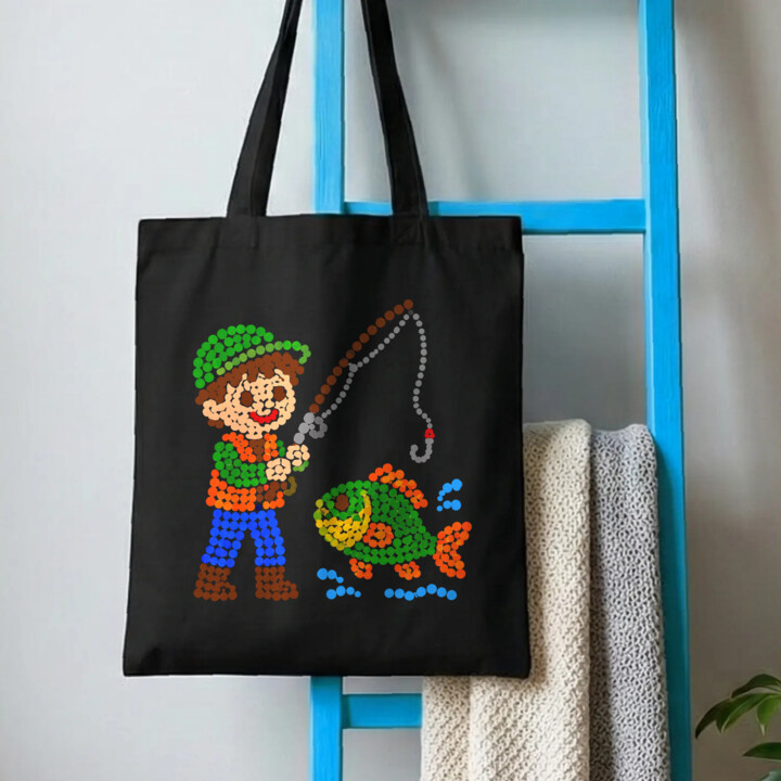Mały wędkarz z kropek - dzień kropki - torba na prezent