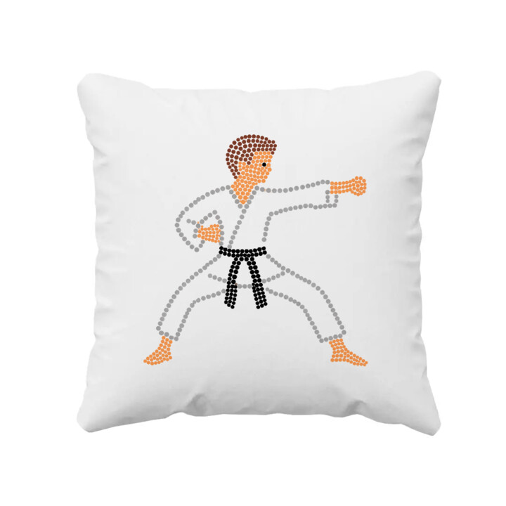 Karateka z kropek - dzień kropki - poduszka na prezent