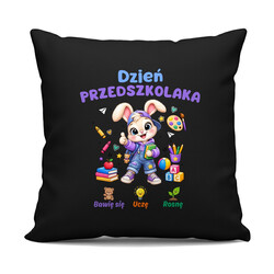 Bawię się uczę rosnę - dzień przedszkolaka - czarna poduszka na prezent