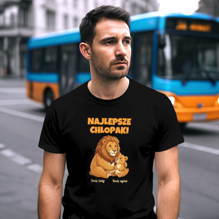 Komplet dla taty i syna - Najlepsze chłopaki - lwy z imionami - koszulki z nadrukiem - produkt personalizowany