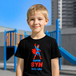 Super syn z imieniem - superbohater - dziecięca koszulka na prezent - produkt personalizowany
