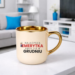 Najlepsza emerytka rodzi się w grudniu - kubek elegancki na prezent